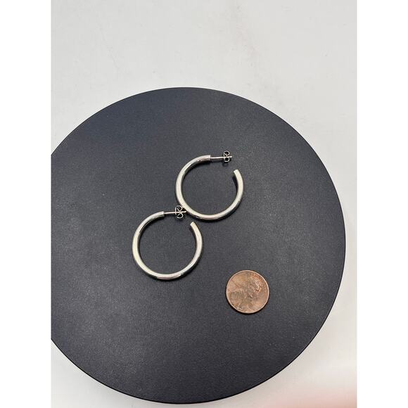 Dyadema Signed Bronze Italy Classic Hoop Earrings - Picture 5 of 9